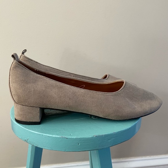 H&M Gray Faux Suede Block Heel Shoes Women’s Size 39 8 US - Picture 1 of 6